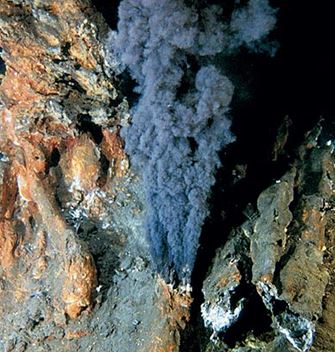 black-smoker-underwater
