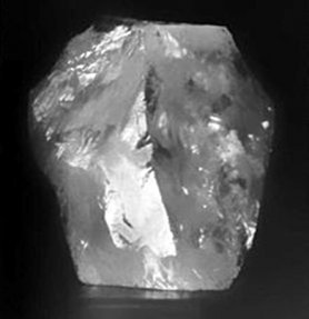 polytimoi-lithoi-diamanti